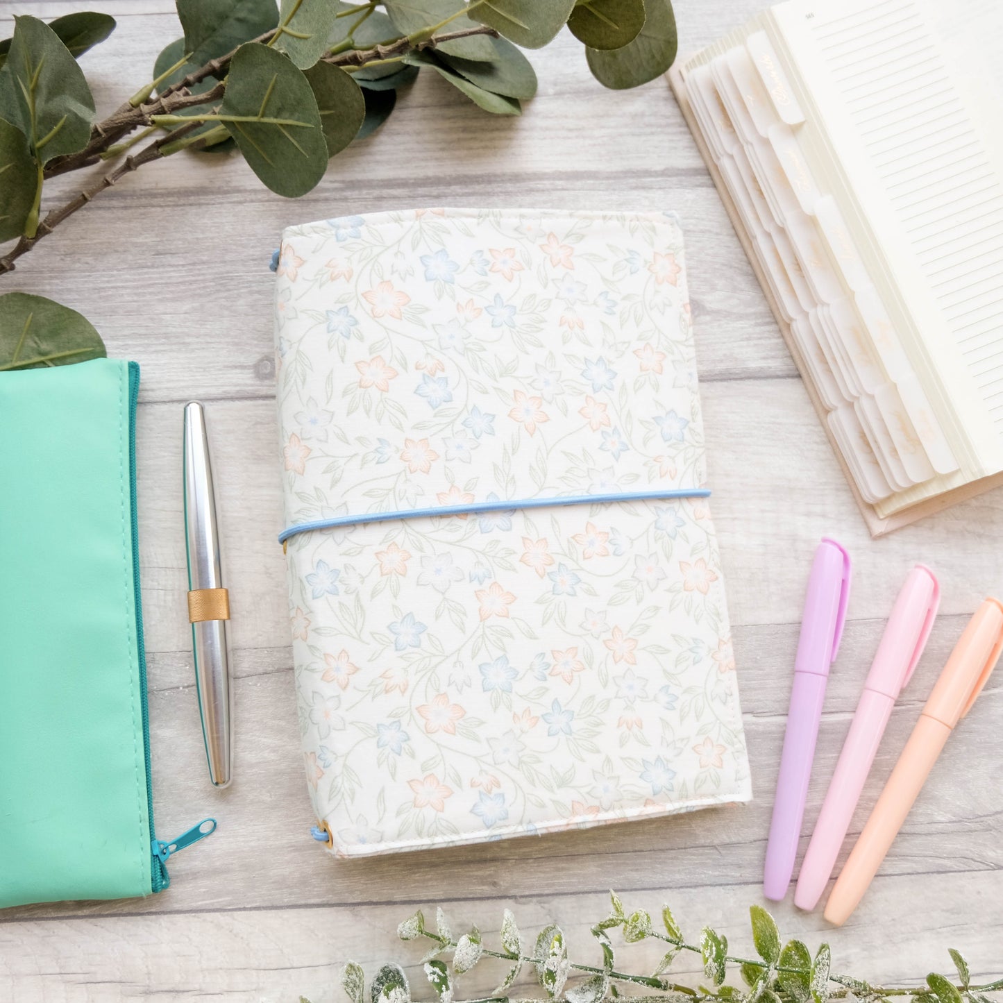 Vintage Ditsy Daisy Travelers Journal Cover - A5 Journal Cover Prayer - Prayer Journal